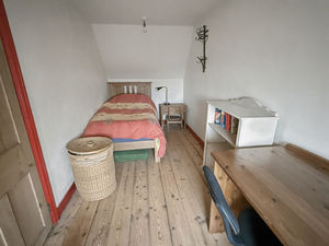 Photo 6- click for photo gallery